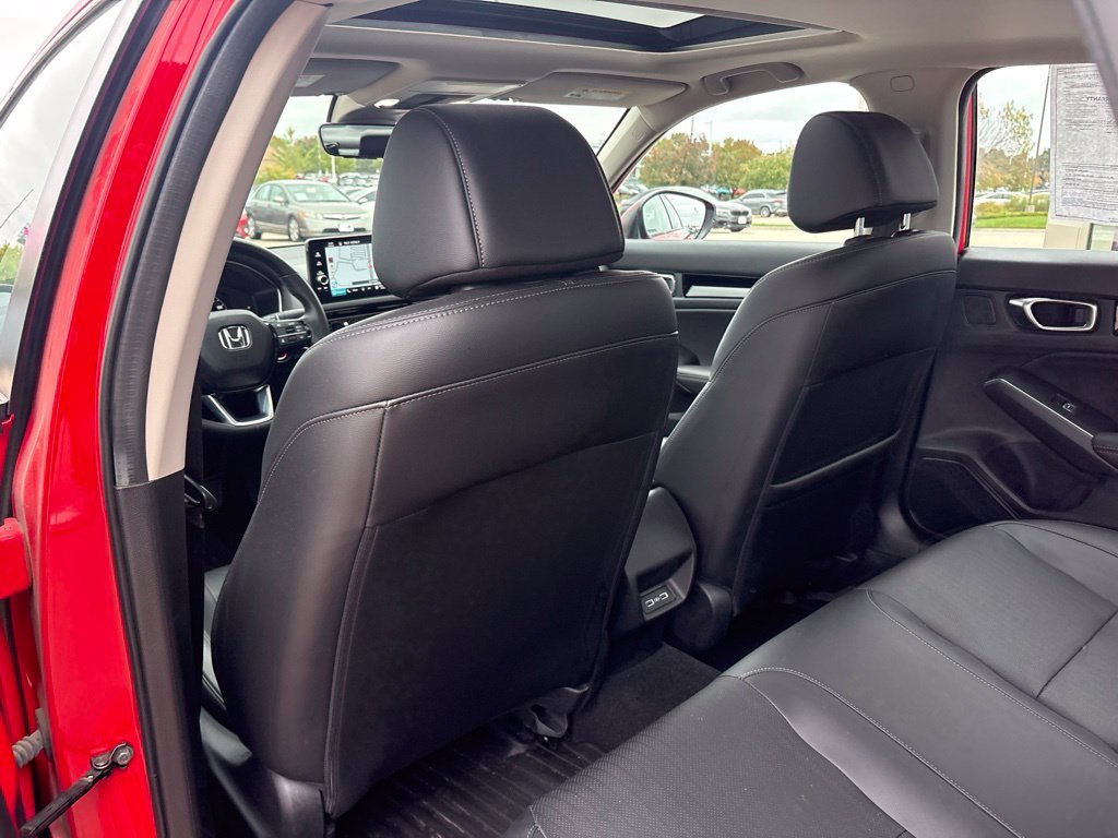 Certified Used 2024 Rallye Red Honda Touring image 82