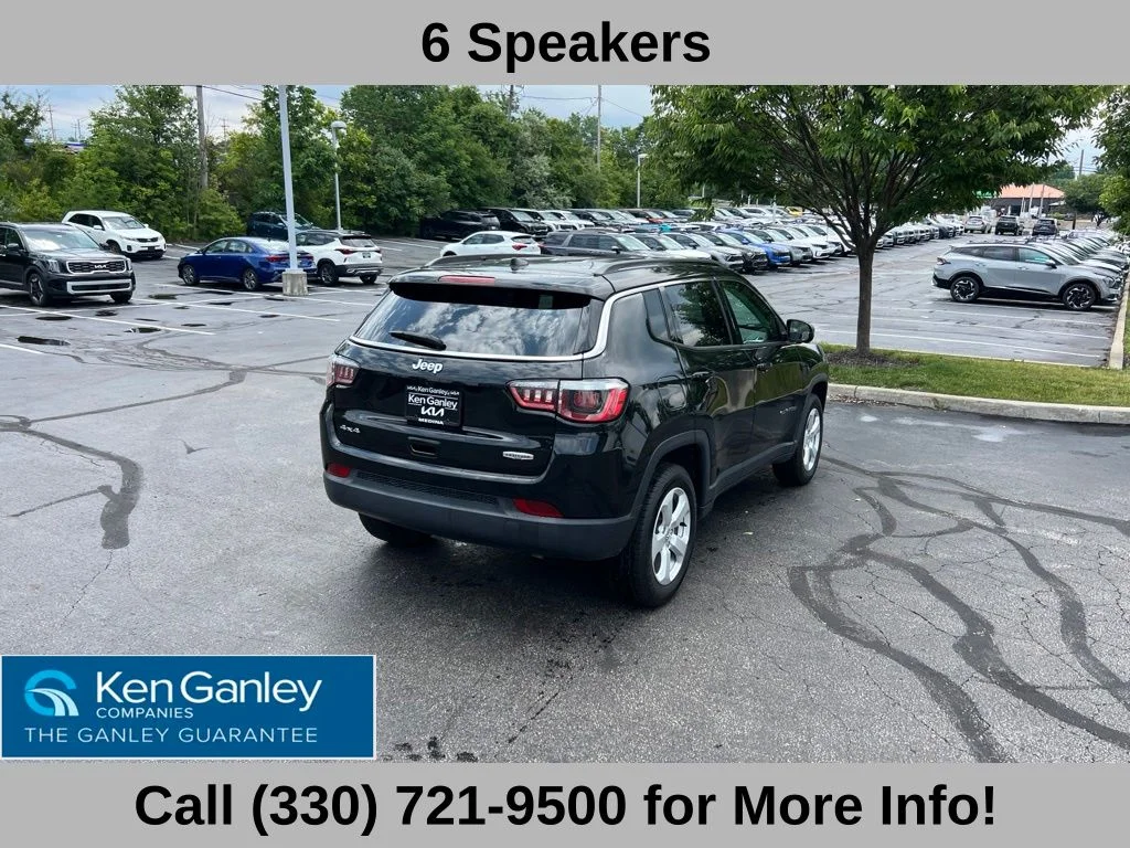 Used 2019 Black Jeep Latitude image 10