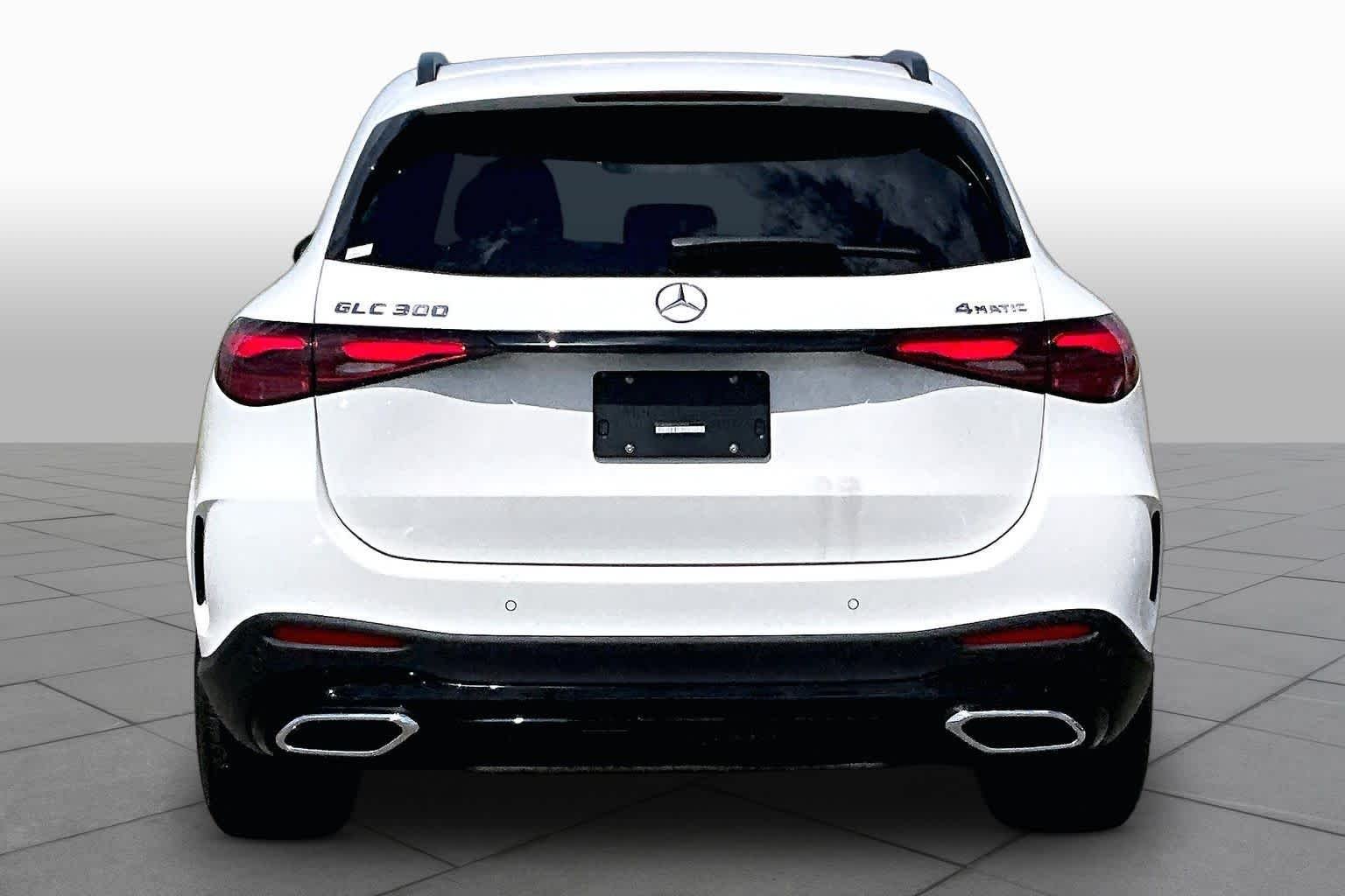 New 2026 Polar White Mercedes-Benz GLC 300 image 5