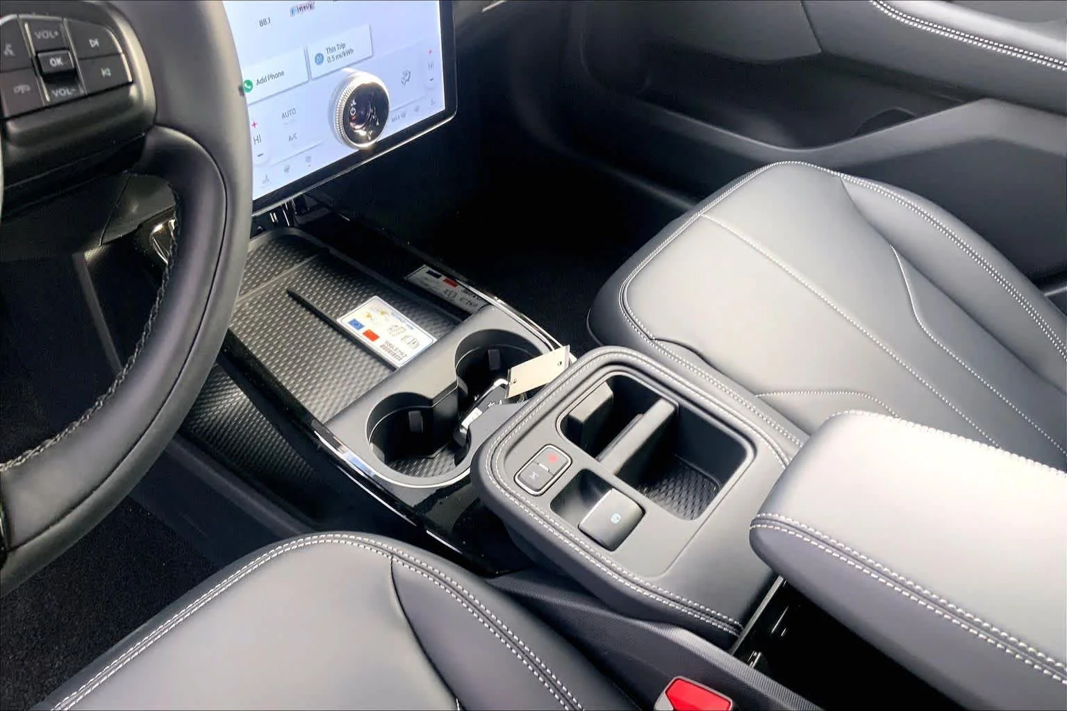2026 Ford Mustang Mach-E Select - Photo 10