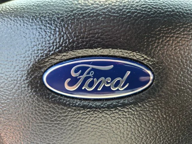Used 2018 Gray Ford XL image 34