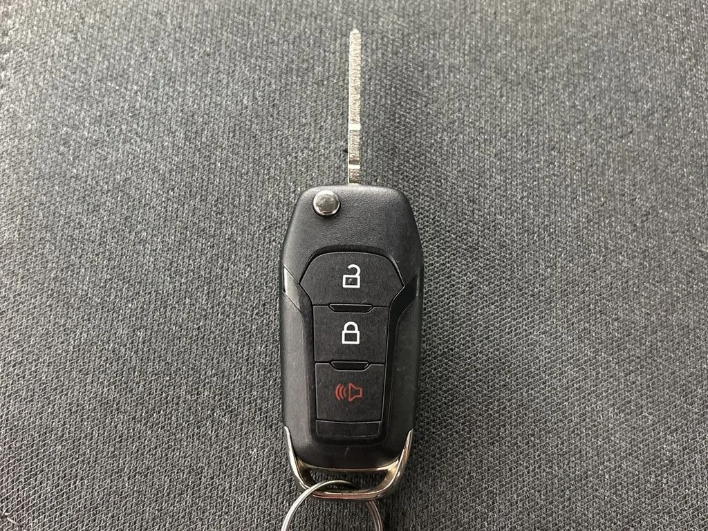 Certified Used 2022  Ford XLT image 33