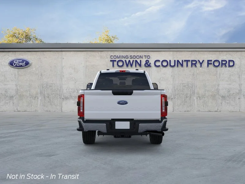 New 2026 Oxford White Ford F-250® XLT image 5
