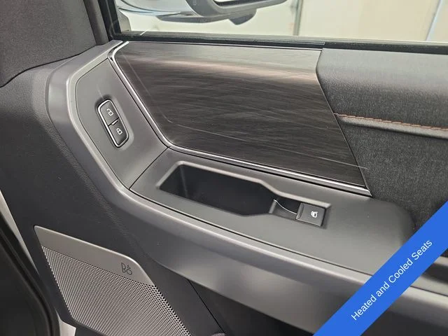 New 2026 Oxford White Ford Lariat® image 10