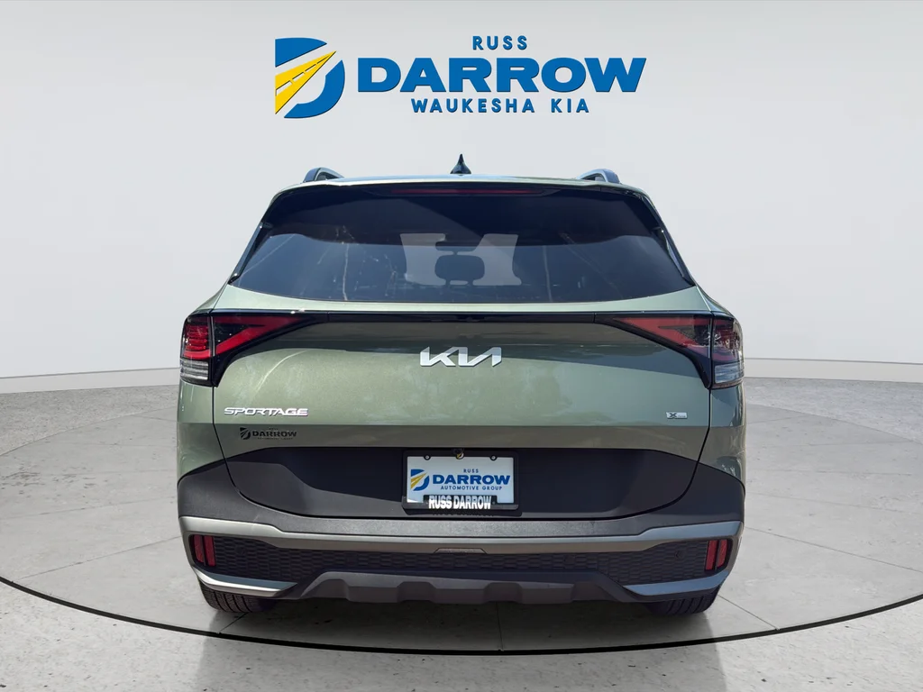 Certified Used 2024 Green Kia X-Line image 4