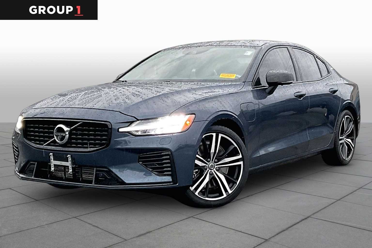 2022 Volvo S60 Recharge Plug-In Hybrid R-Design
