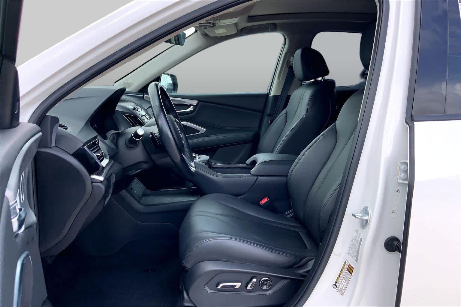 Used 2023 Platinum White Pearl Acura  image 8