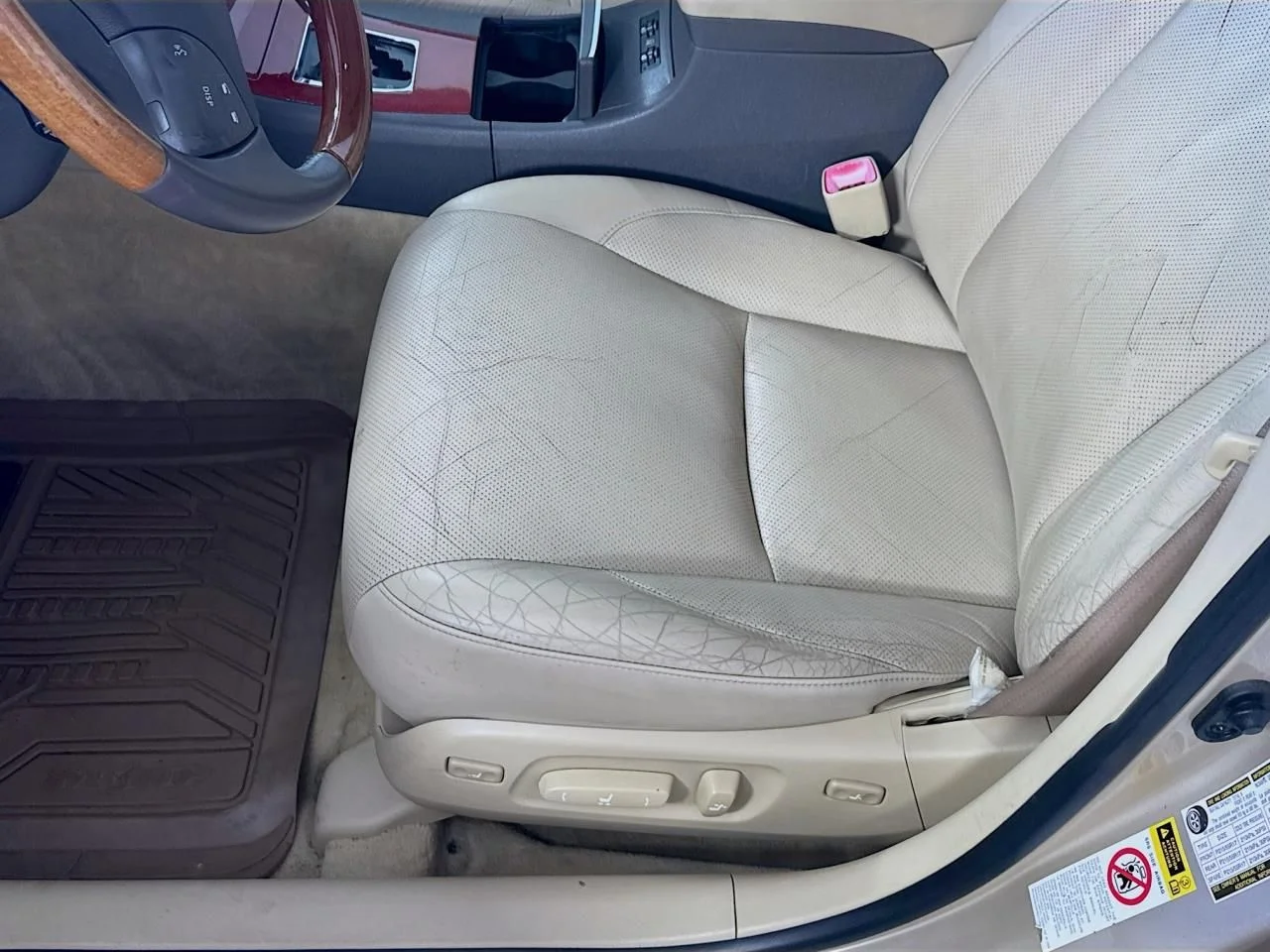 Used 2009 Beige Lexus 350 image 13