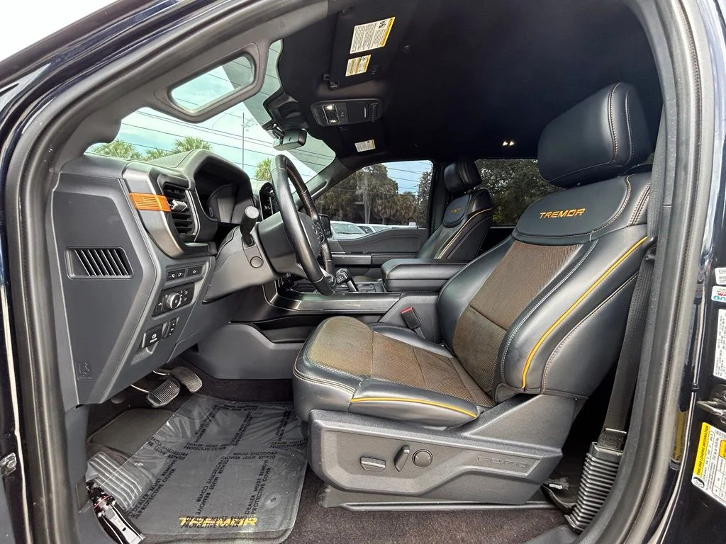 Used 2022 Antimatter Blue Metallic Ford Tremor image 10