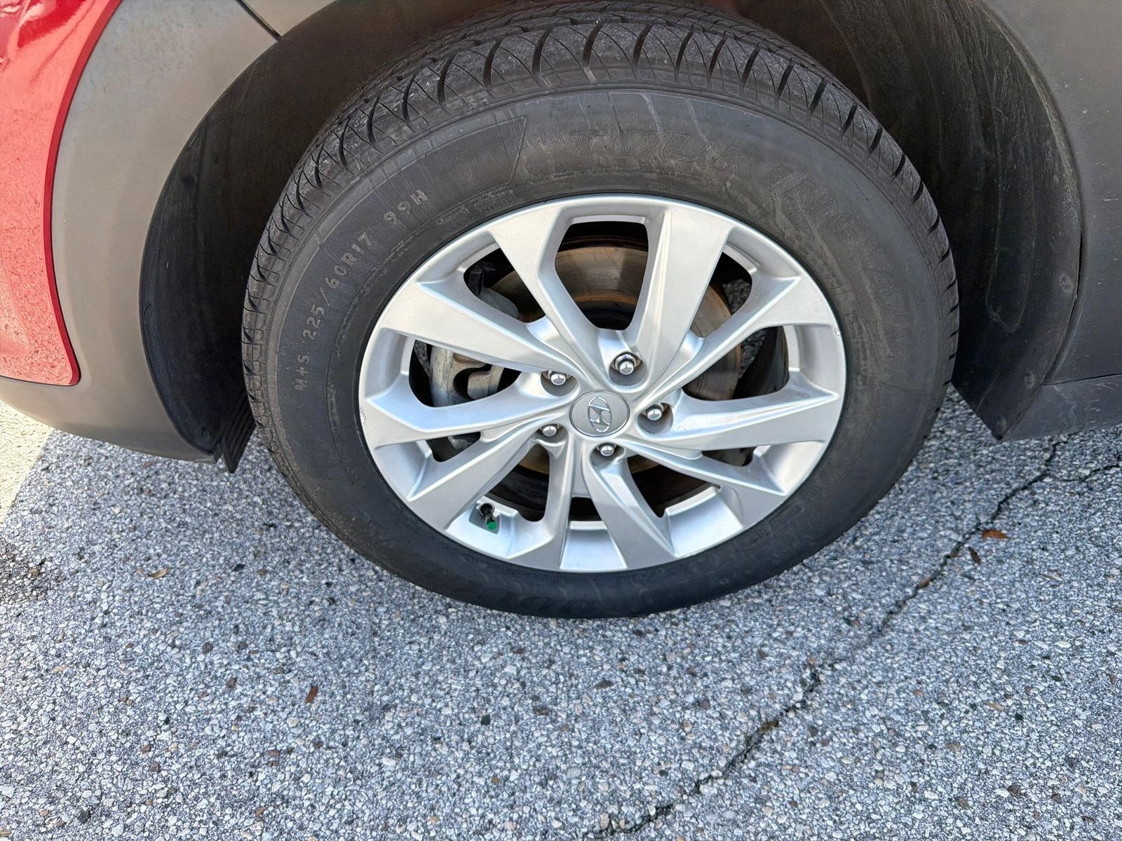 Used 2021 Crimson Hyundai Value image 11