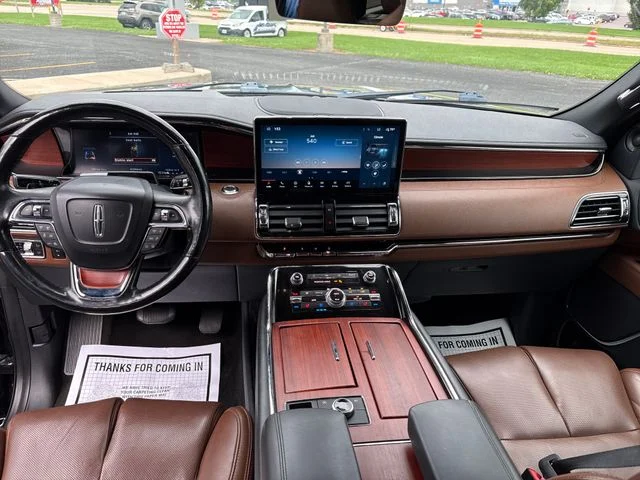 Used 2022 Black Metallic Lincoln Reserve image 15