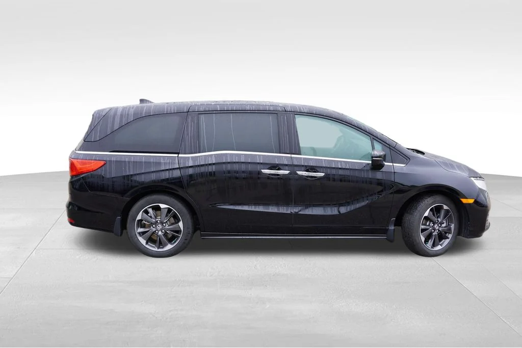 Used 2024 Crystal Black Pearl Honda Elite image 3