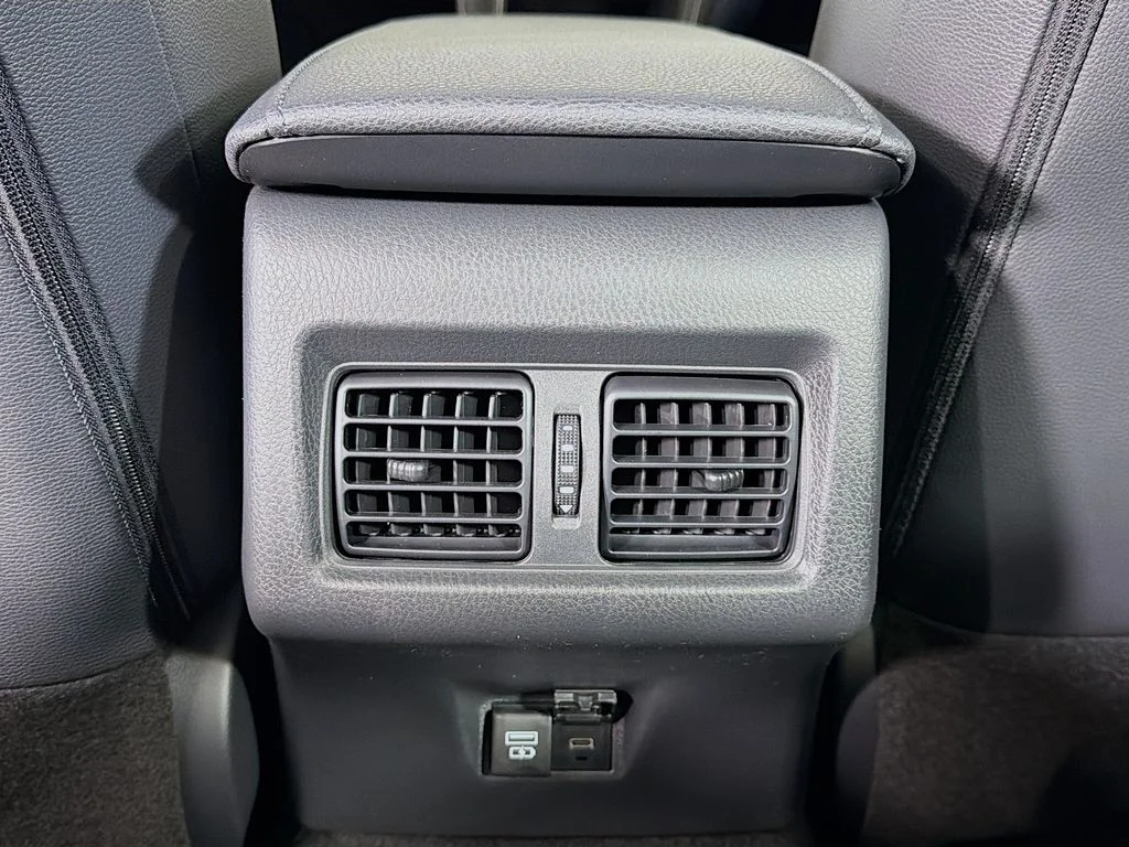 2026 Toyota Camry XSE - Photo 22