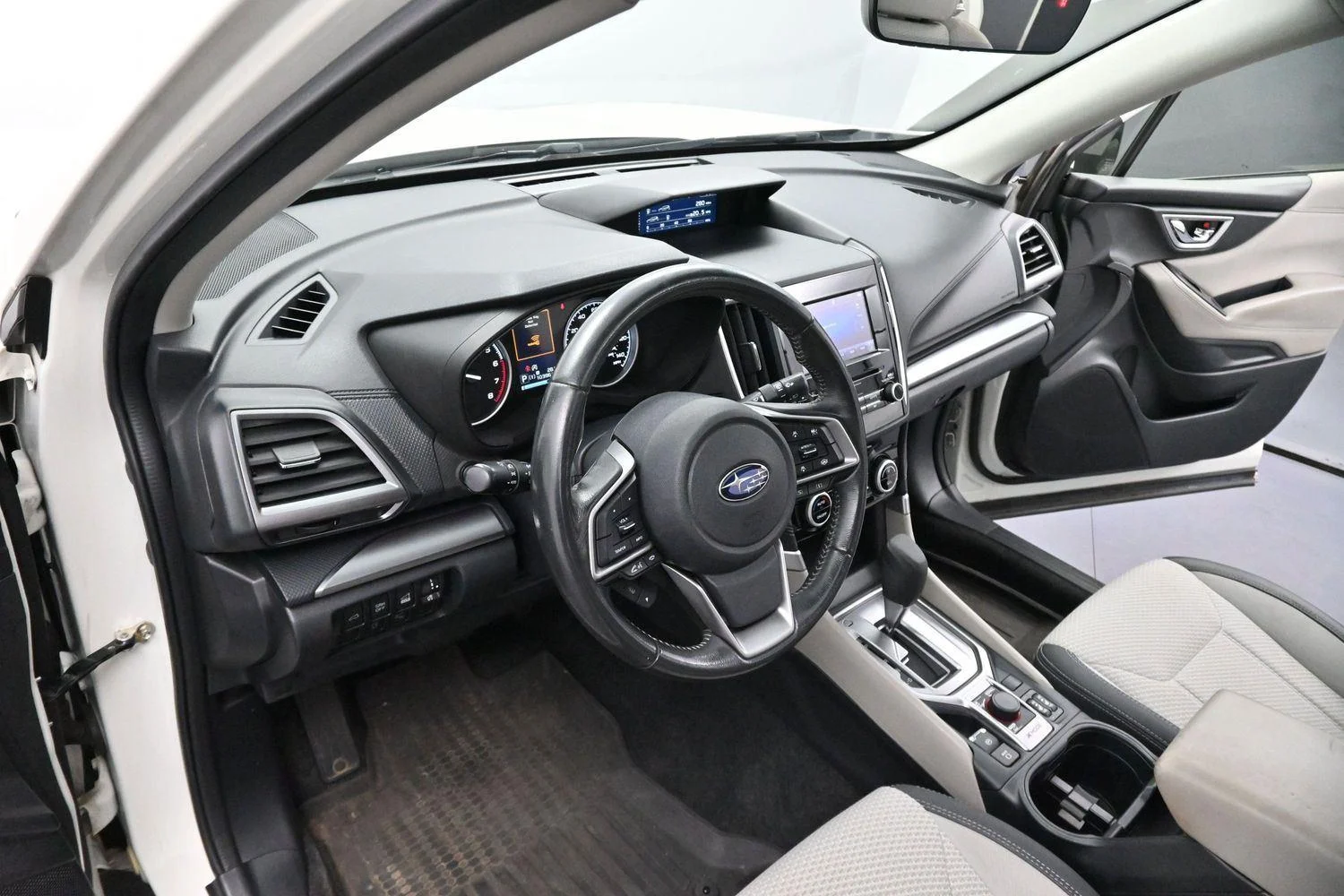 Used 2021 Crystal White Pearl Subaru Premium image 12