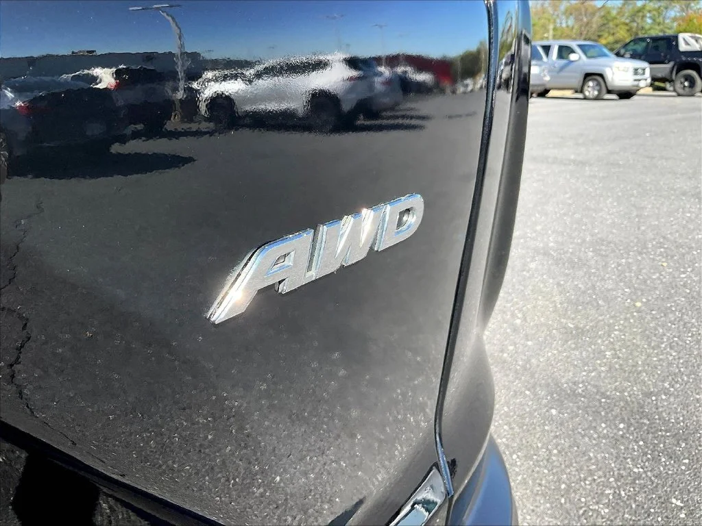 Used 2021 Crystal Black Pearl Honda EX image 24