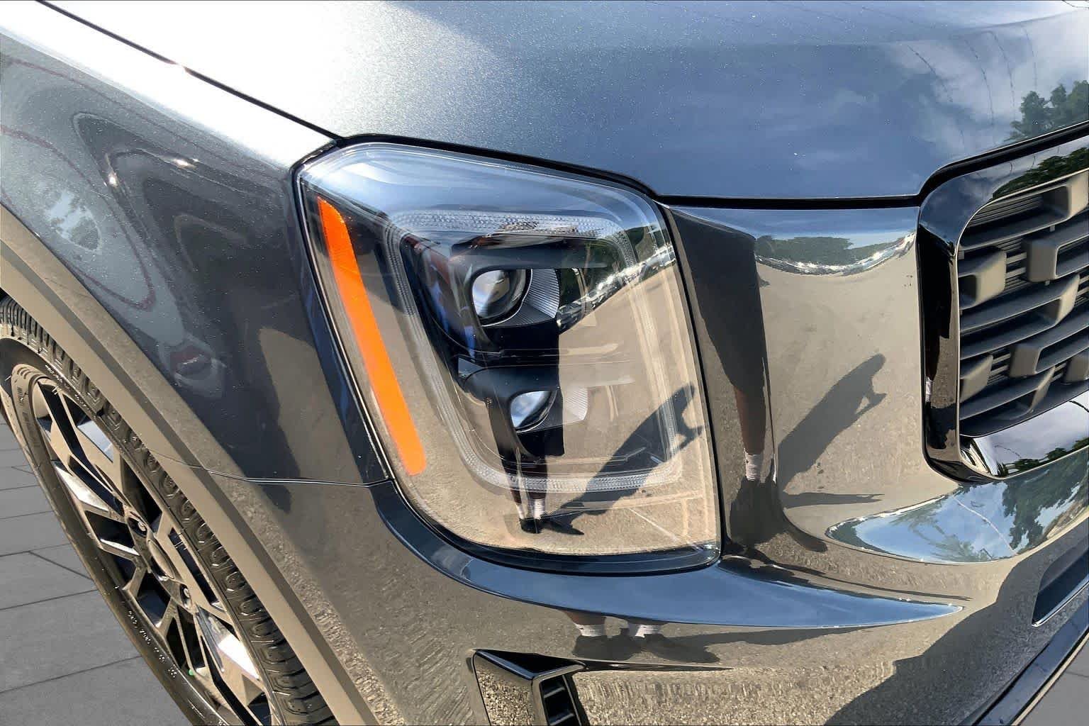 Used 2021 Gravity Grey Kia SX image 26