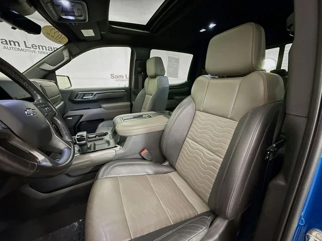 Used 2022 Blue Chevrolet ZR2 image 23
