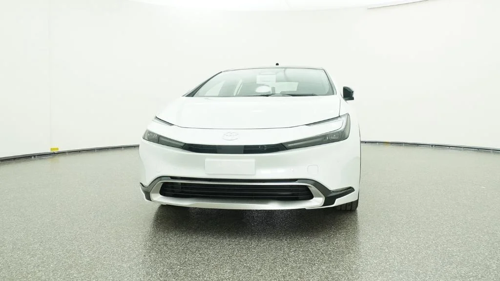 New 2026 Wind Chill Pearl Toyota XSE Premium image 16