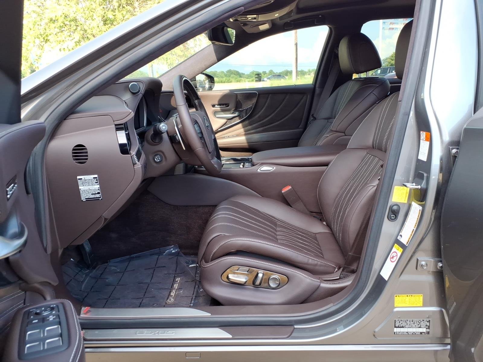 Used 2018 Manganese Luster Lexus Base image 12