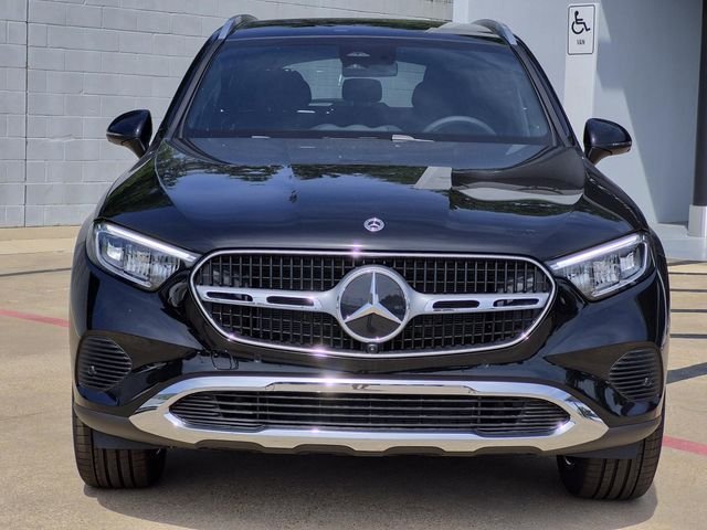 New 2026 Black Mercedes-Benz GLC 300 image 2