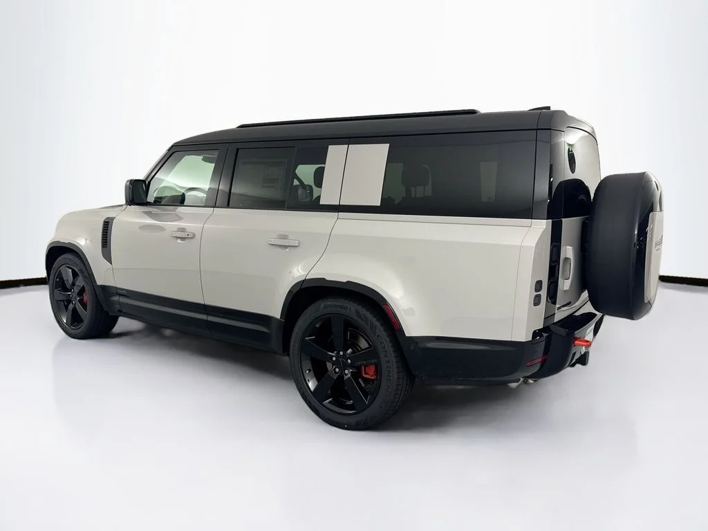 New 2026 Borasco Grey Land Rover X image 7