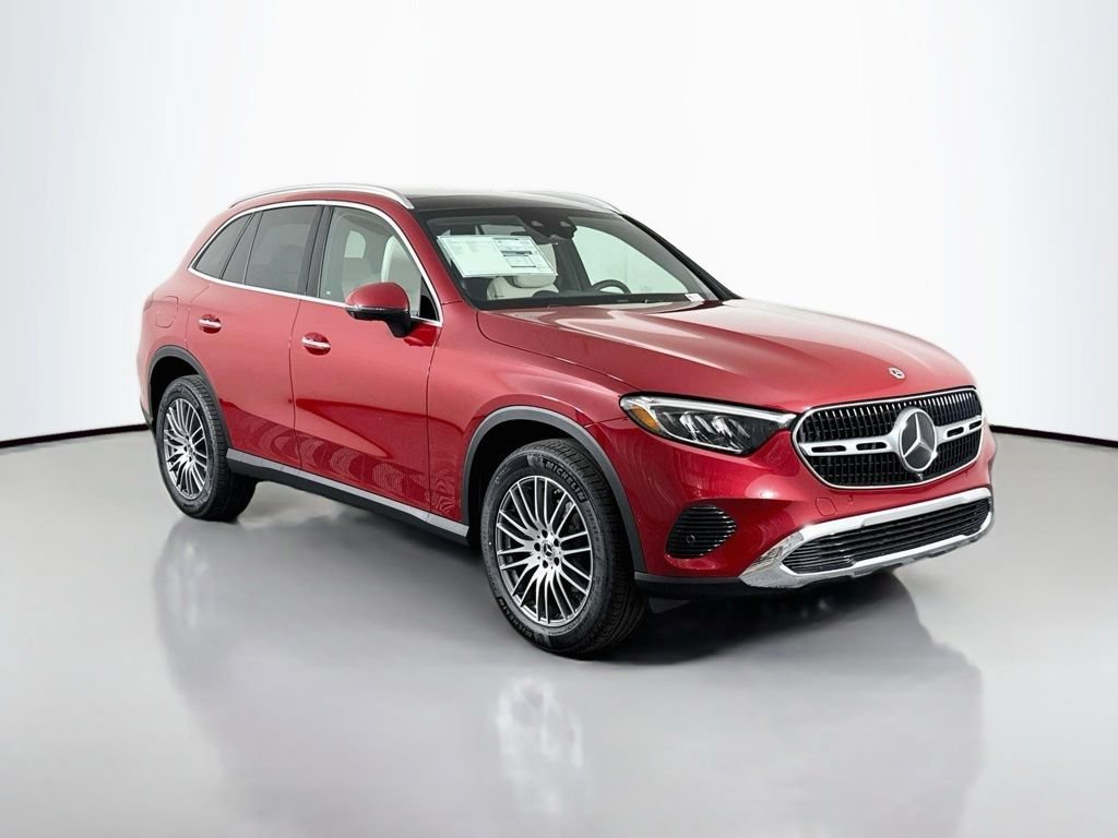 New 2026 MANUFAKTUR Patagonia Red Metallic Mercedes-Benz GLC 300 image 35