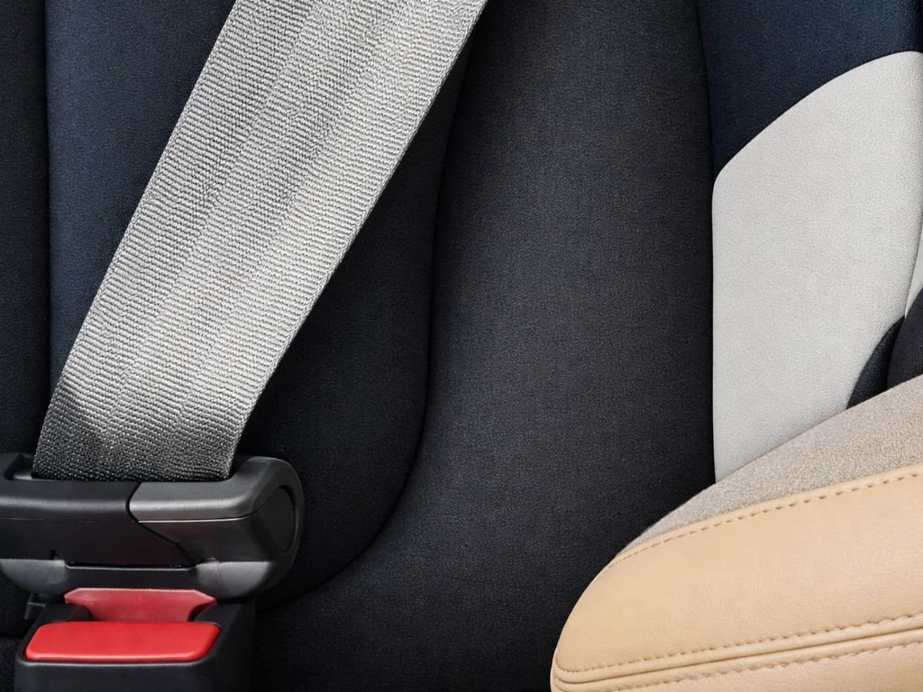 New 2026 Carbonized Gray Metallic Ford Outer Banks® image 27
