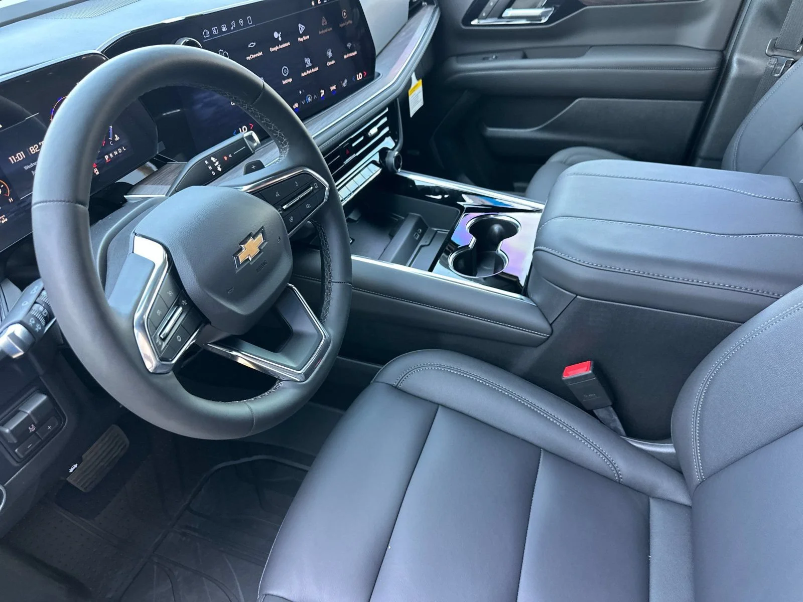 2026 Chevrolet Tahoe LT - Photo 10