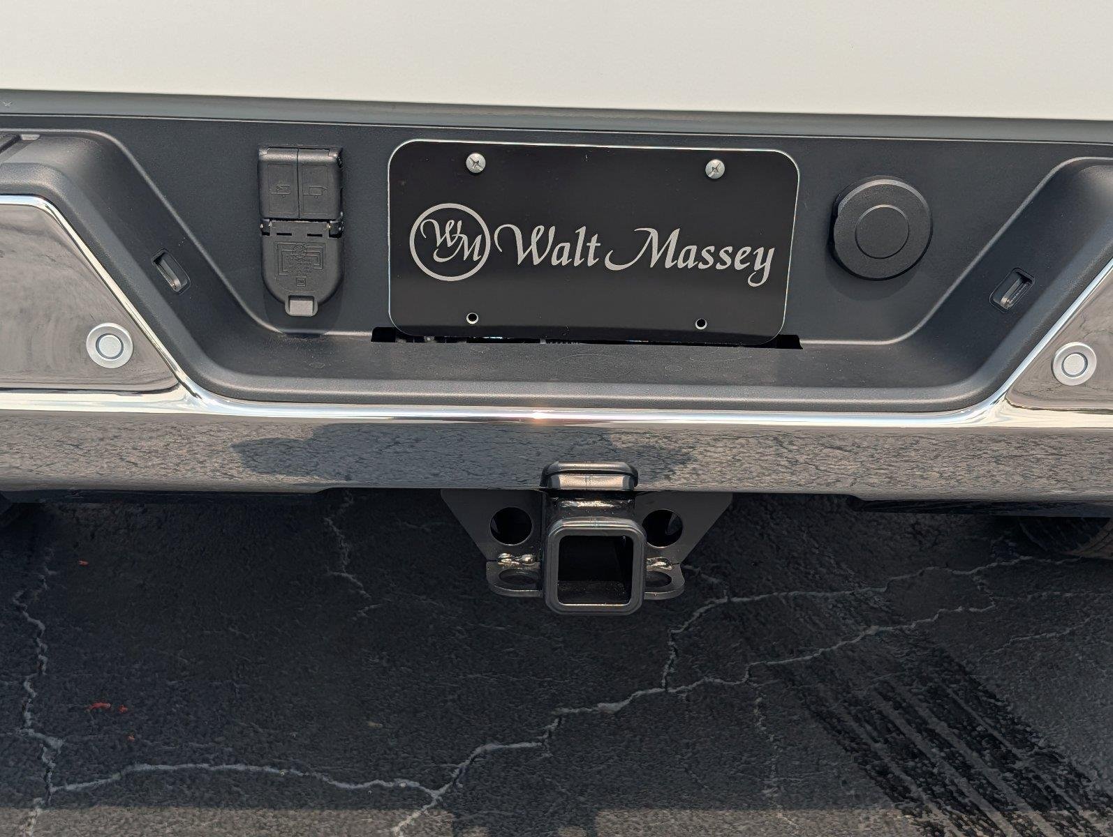 New 2026 Summit White GMC SLT image 36