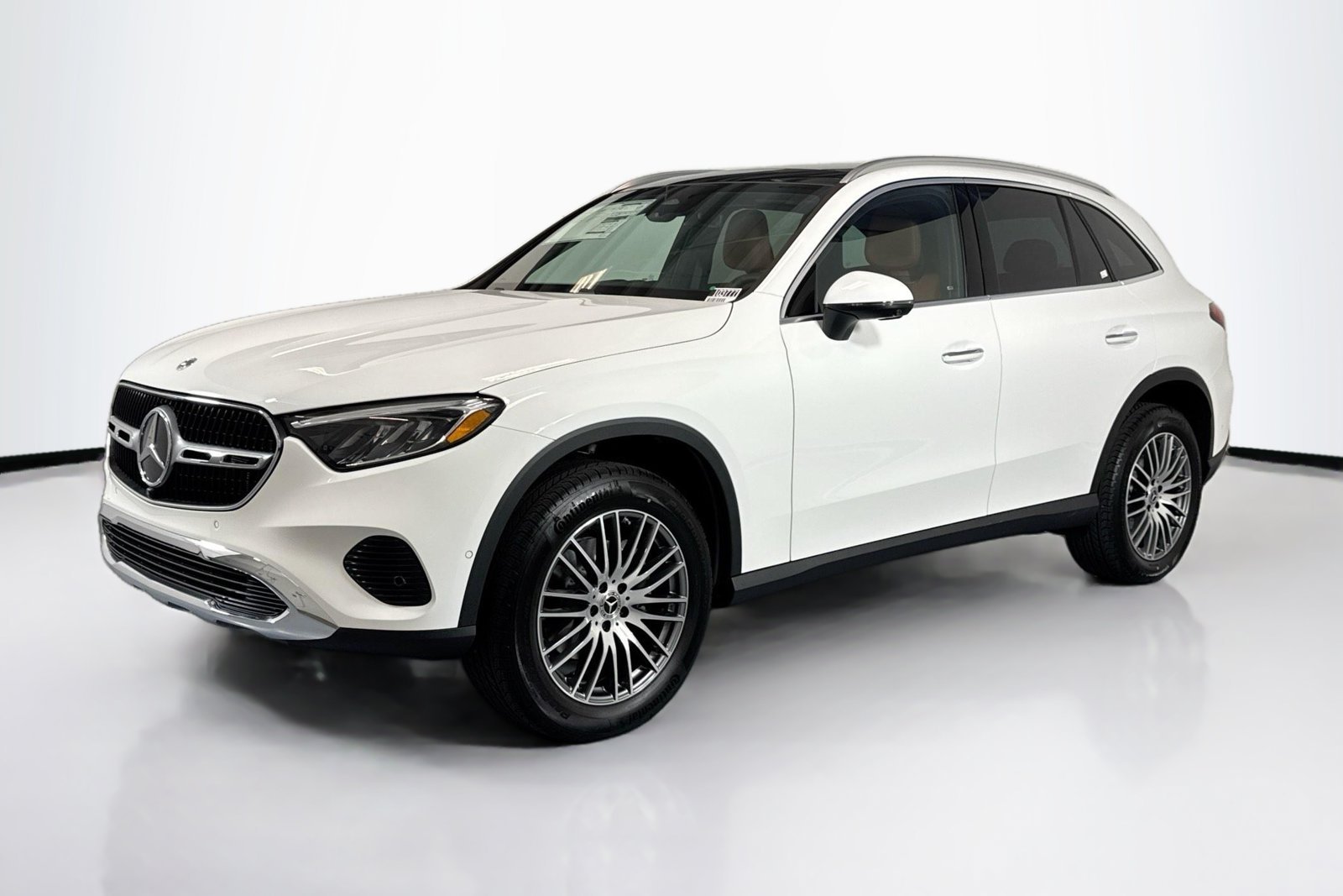 New 2026 Polar White Mercedes-Benz GLC 300 image 1