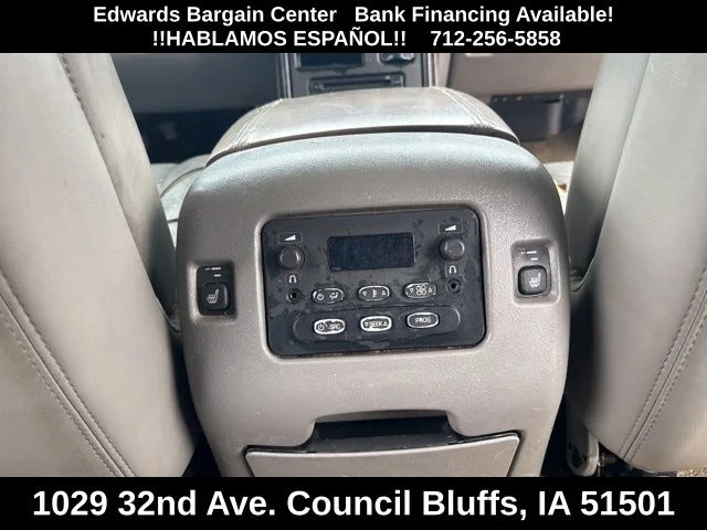 Used 2005 Silver GMC Denali image 13