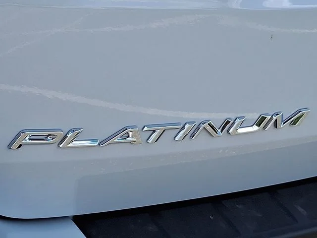 New 2026 Space White Metallic Ford Platinum image 15