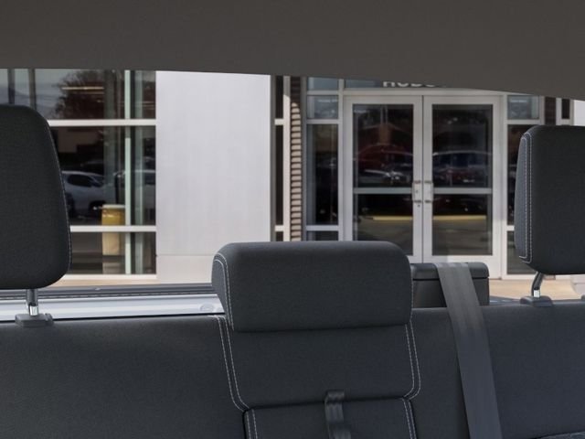 New 2026 Oxford White Ford XL image 22