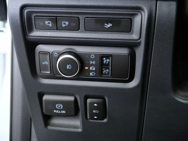 Used 2023 White Ford XLT image 29