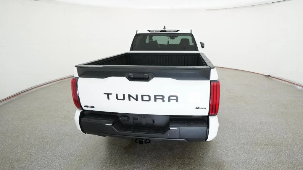 New 2026 Ice Cap Toyota SR5 image 15