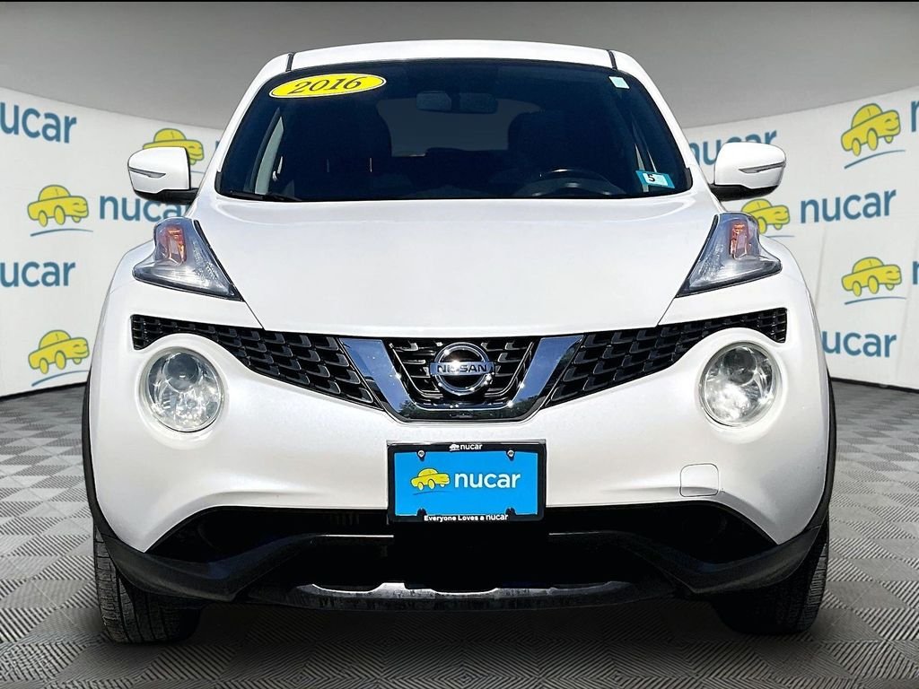 Used 2016 White Nissan SV image 2
