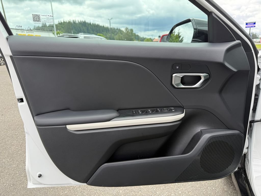 New 2026 Snow White Pearl Kia GT-Line image 17