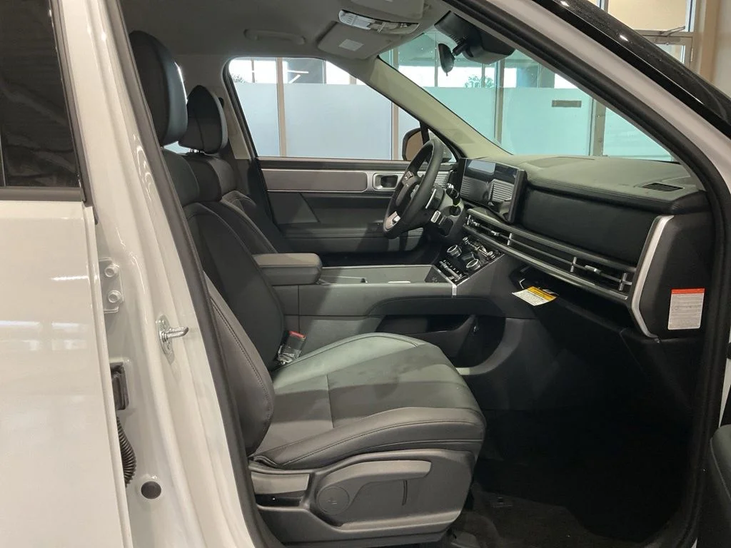 New 2026 White Hyundai SEL image 25
