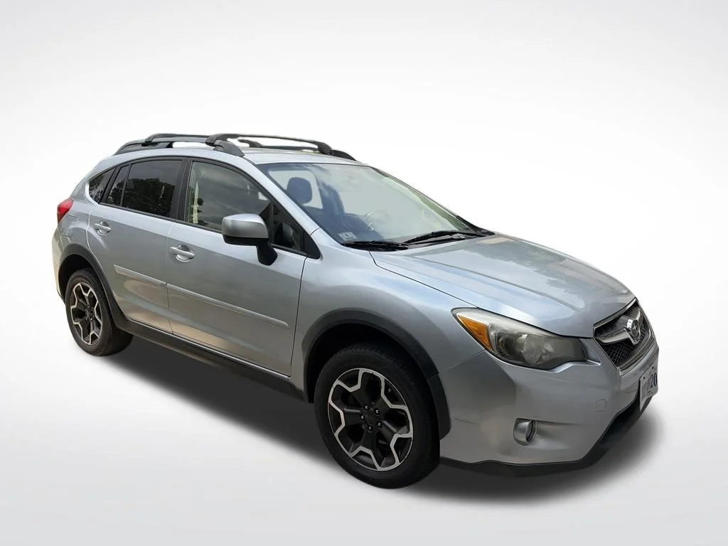 Used 2013 Silver Subaru 2.0i Limited image 2