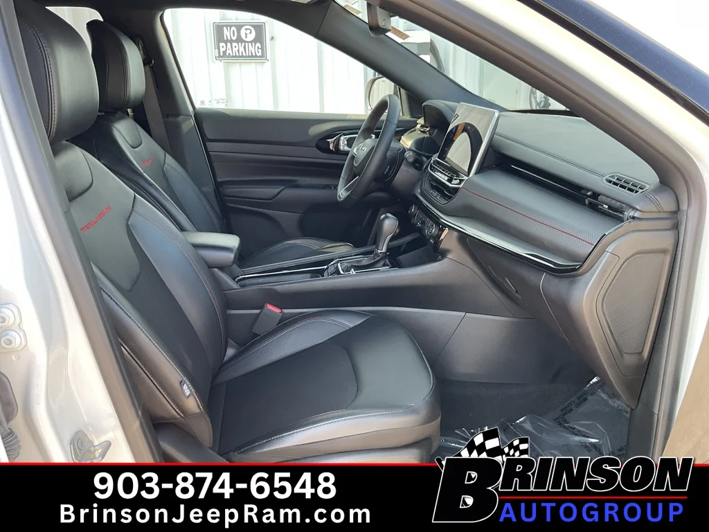 Used 2025 Bright White Clearcoat Jeep Trailhawk image 22