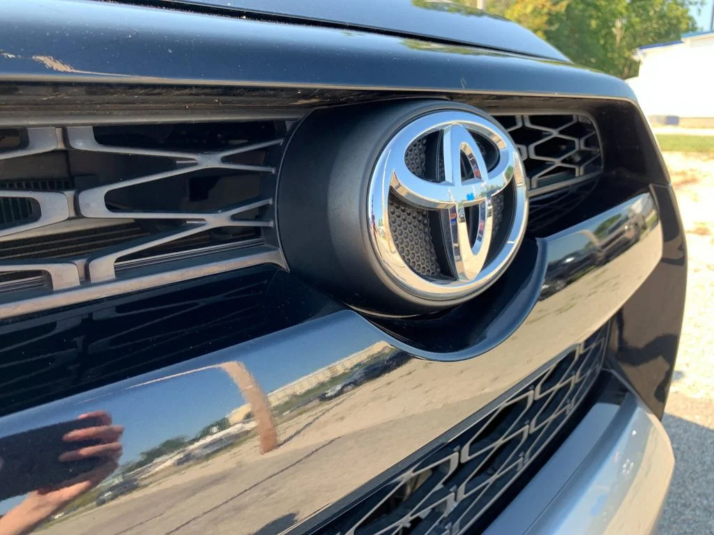 Used 2018 Black Toyota TRD Off-Road image 36