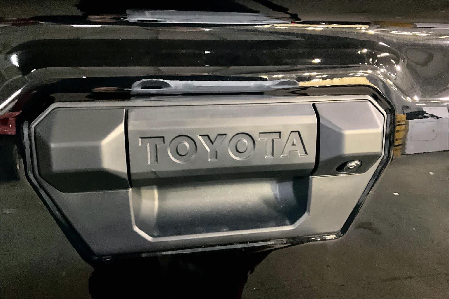 New 2026 Black Toyota SR5 image 15