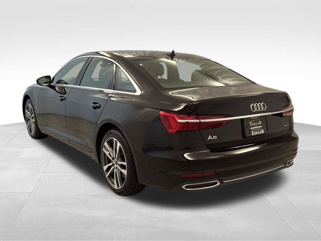 Used 2023  Audi 45 Premium image 7