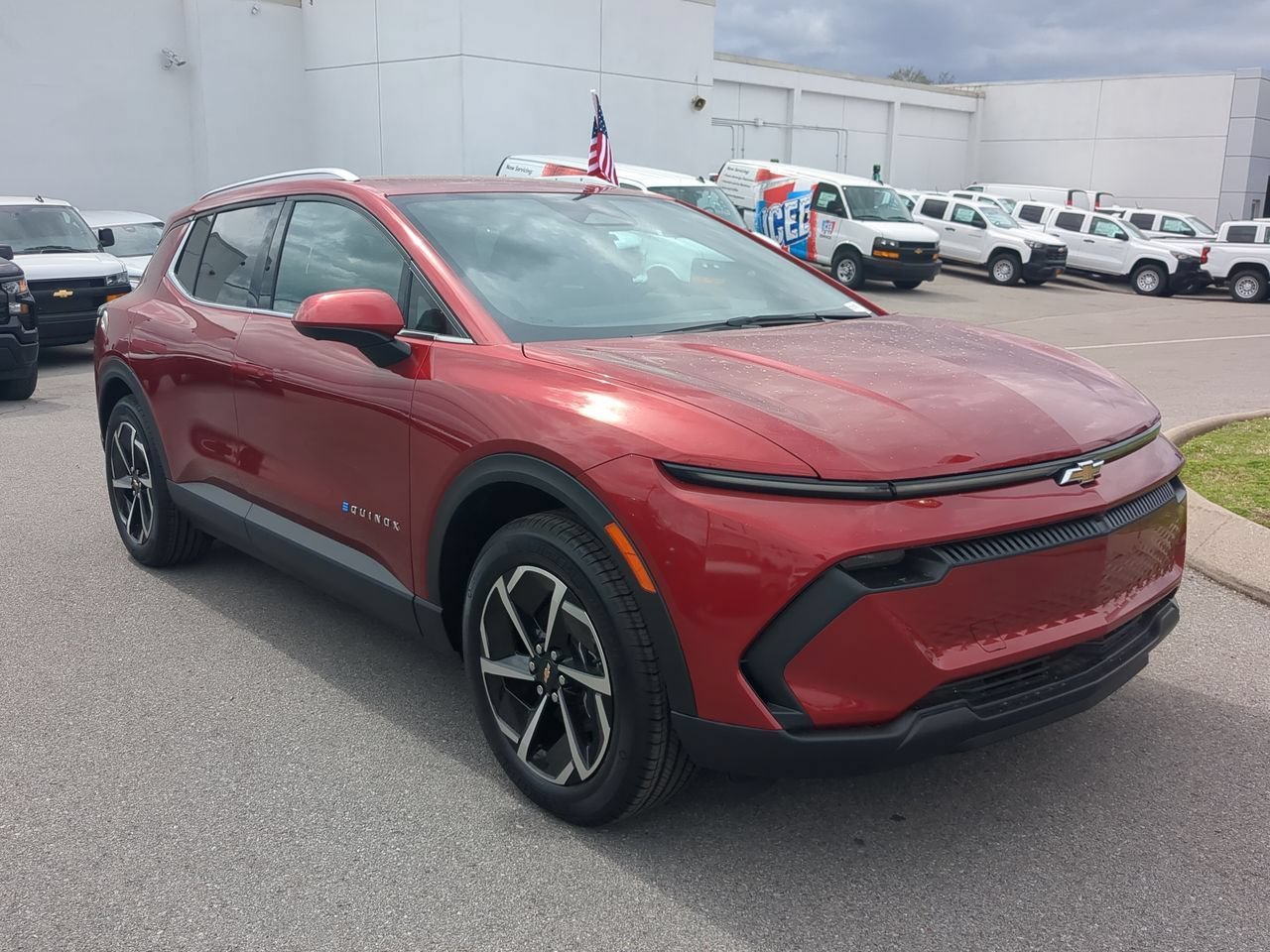2026 Chevrolet Equinox EV 2LT - Photo 2