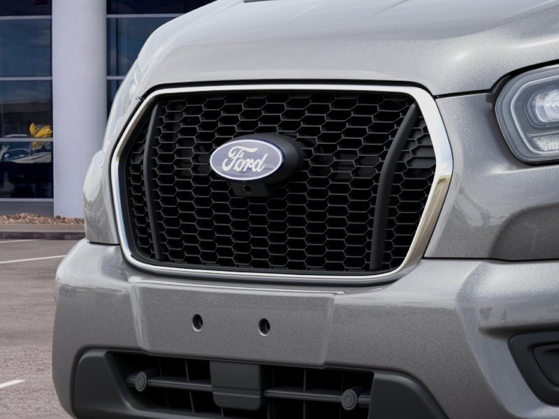 New 2027 Carbonized Gray Metallic Ford XLT image 17