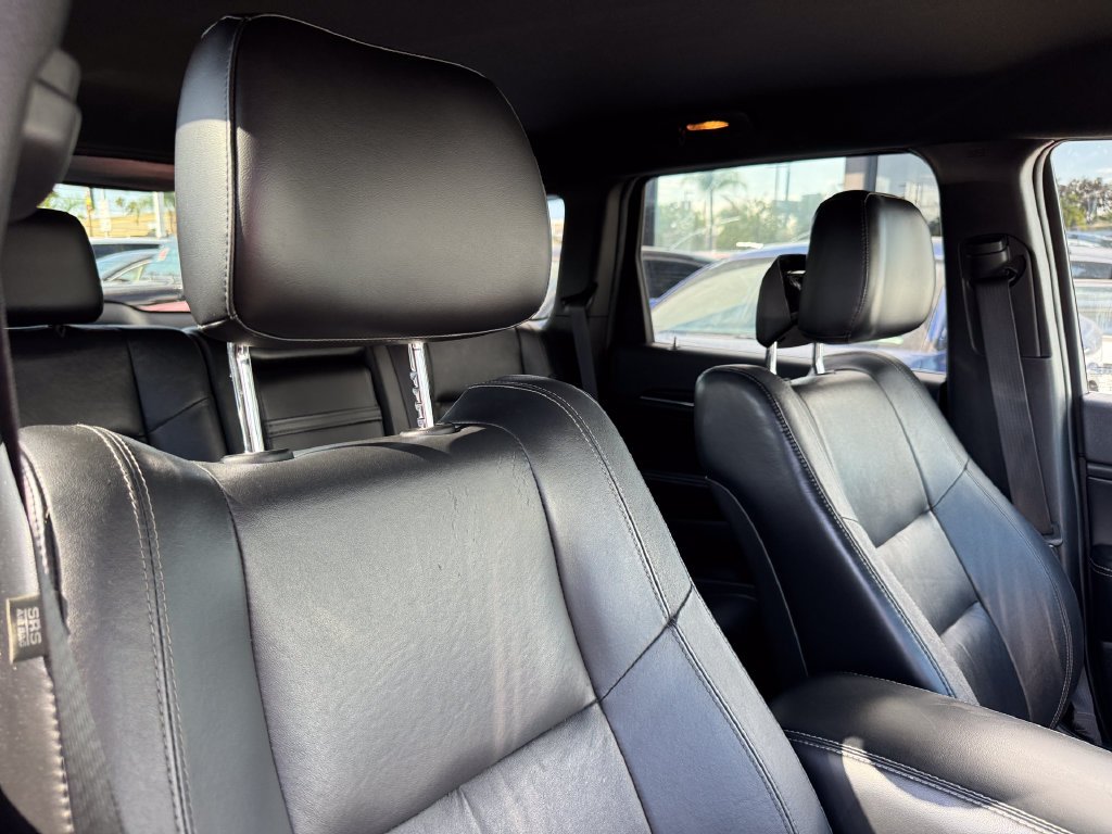 Used 2015 Black Jeep Limited image 19