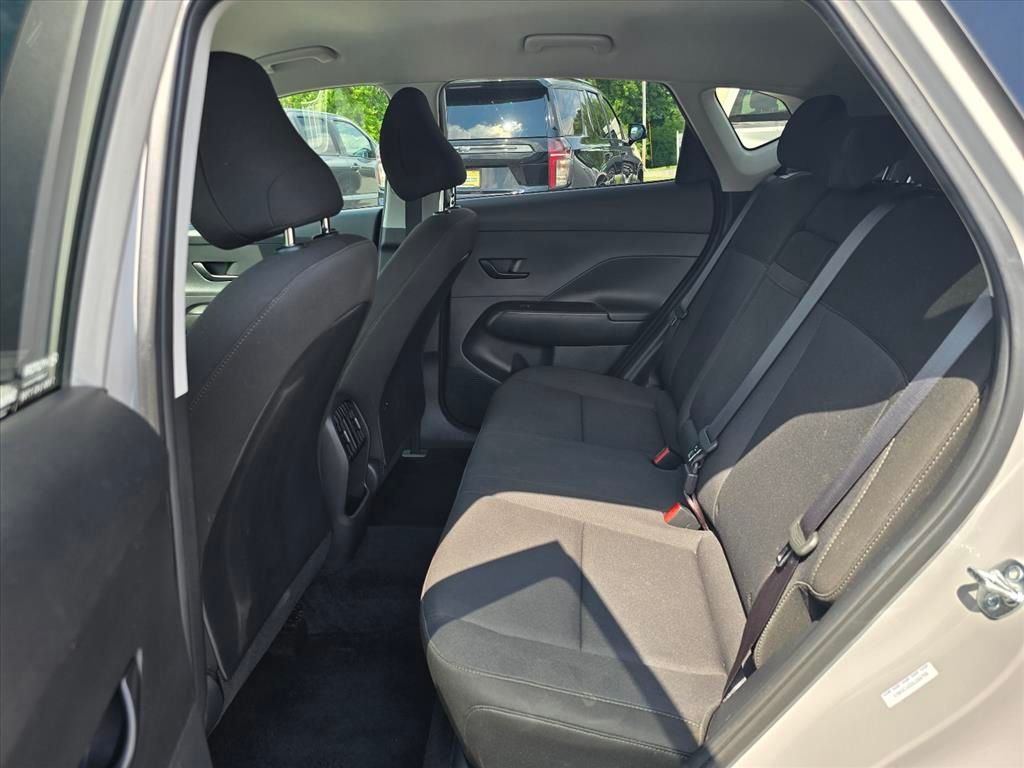 Used 2025 Gray Hyundai SEL image 12