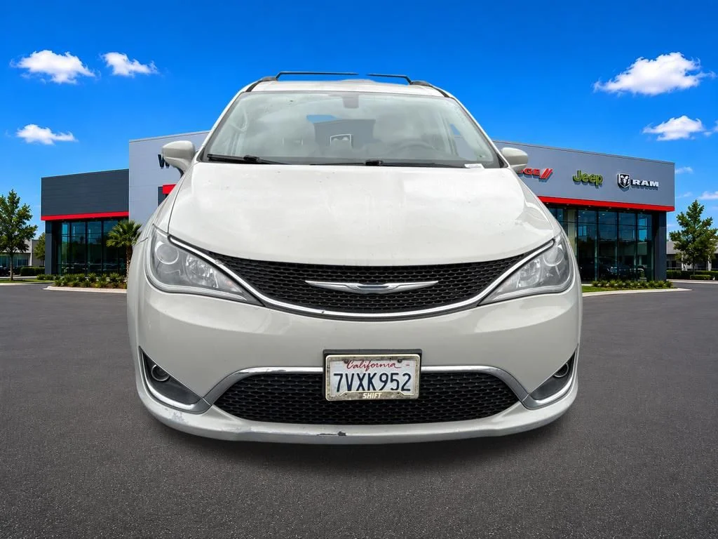 Used 2017 Chrysler Pacifica Touring-L with VIN 2C4RC1BG6HR592410 for sale in West Covina, CA
