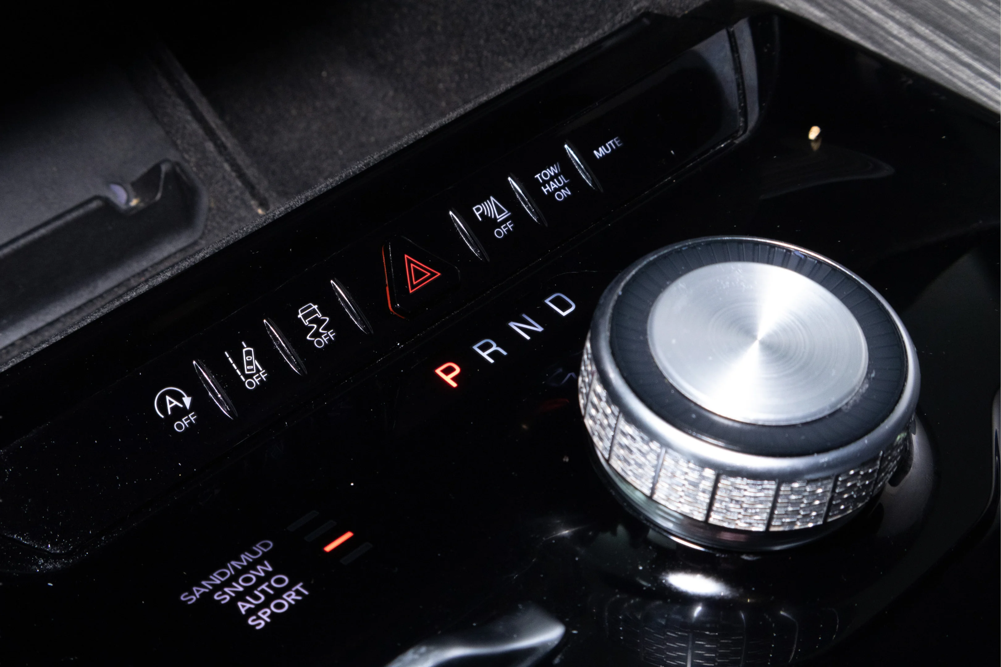 Used 2023 Diamond Black Crystal Pearlcoat Jeep Series II image 15