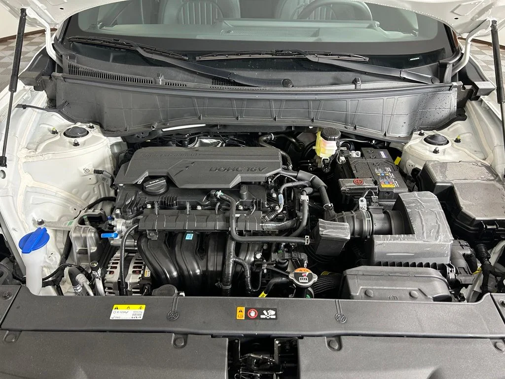 New 2027 Snow White Pearl Kia X-Line S image 23